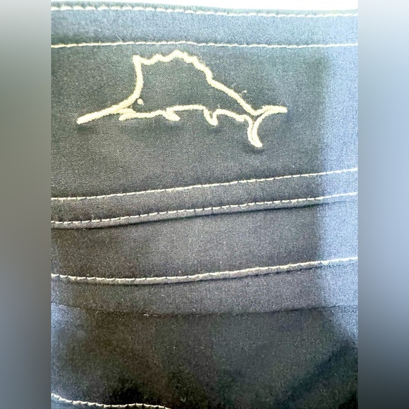 Tommy Bahama 5” Boardshorts Beach style nylon blend summer vacation staple - Picture 3 of 4